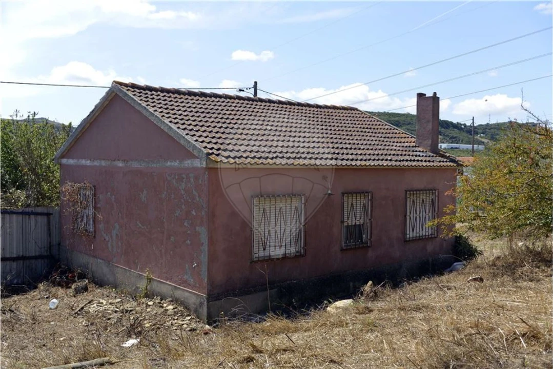 Moradia T2 para Venda em Arruda dos Vinhos Foto 3