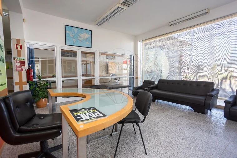 Loja para Arrendamento em Samora Correia Foto 29