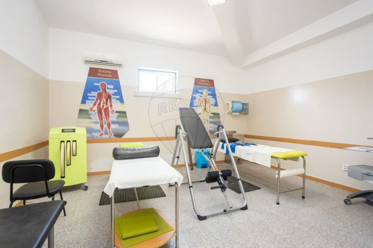 Loja para Arrendamento em Samora Correia Foto 4