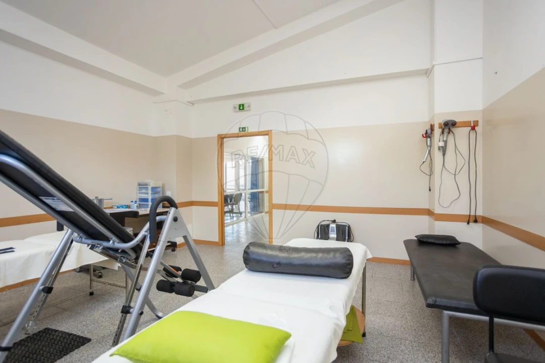 Loja para Arrendamento em Samora Correia Foto 7