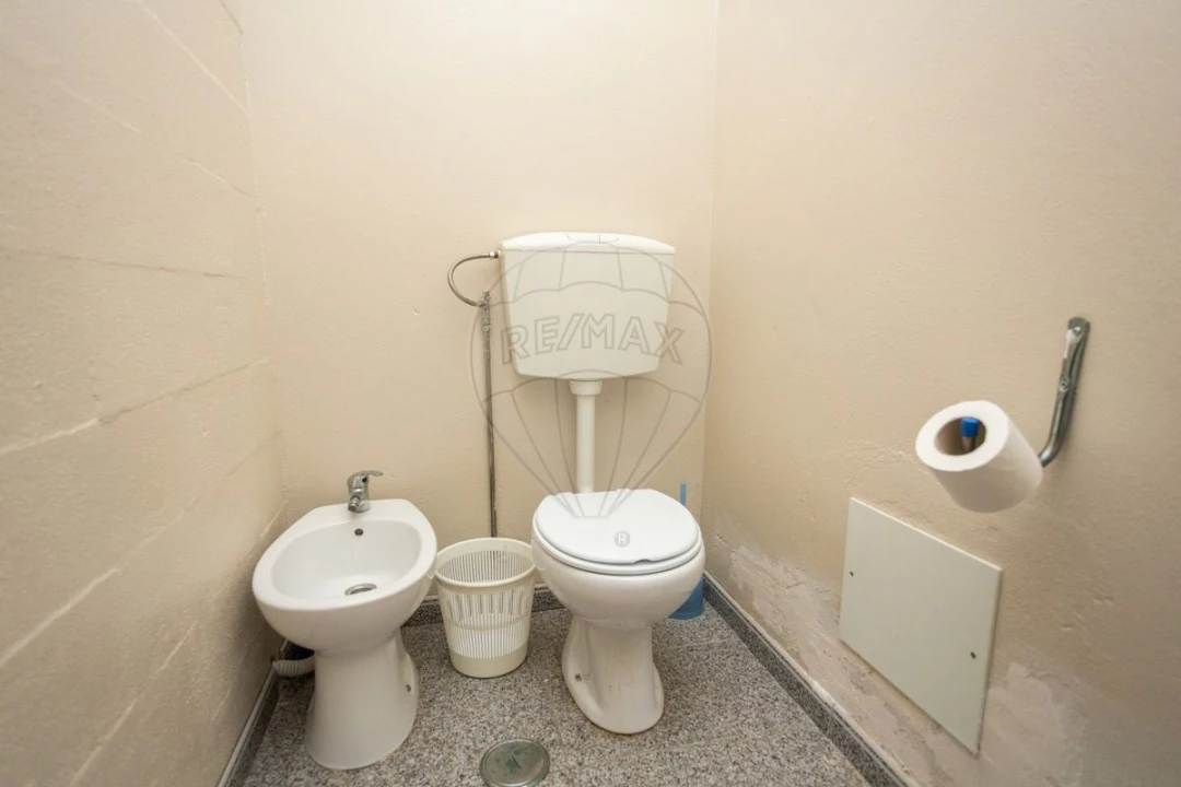 Loja para Arrendamento em Samora Correia Foto 11