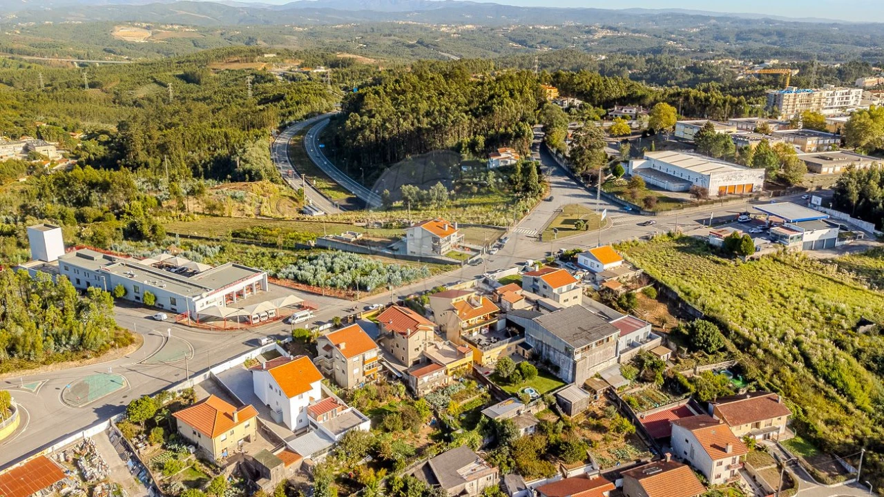 Moradia T3 para Venda em Sandim, Olival, Lever e Crestuma Foto 37