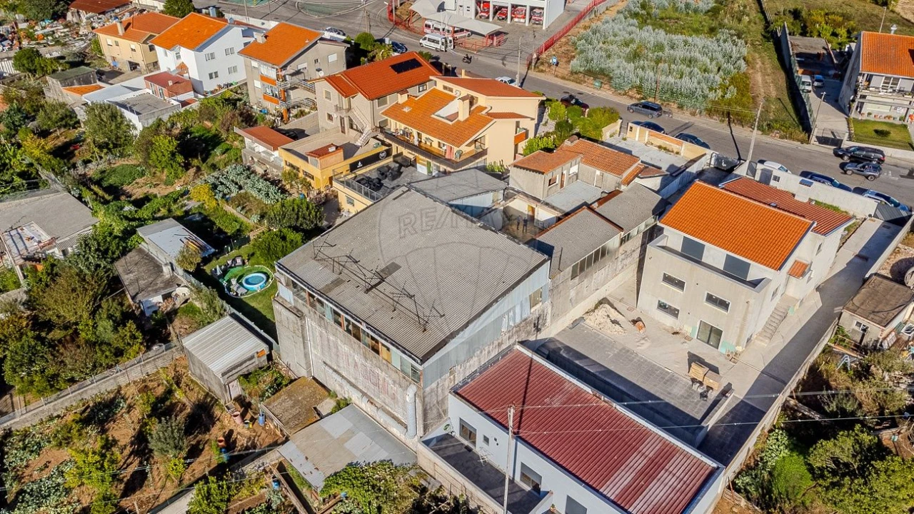 Moradia T3 para Venda em Sandim, Olival, Lever e Crestuma Foto 35