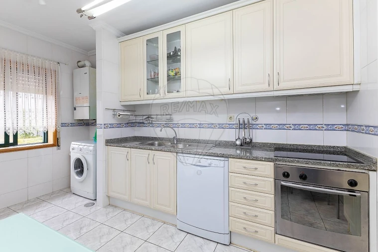 Apartamento T2 para Arrendamento em Canidelo Foto 7