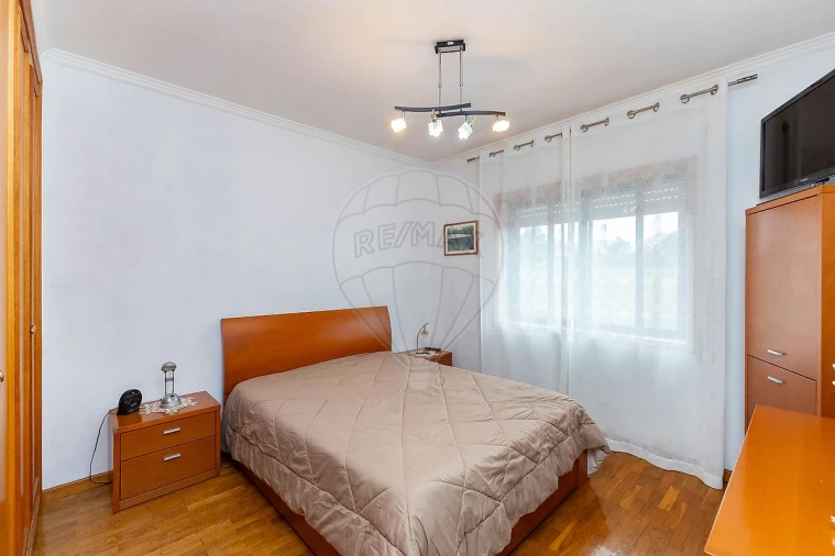 Apartamento T2 para Arrendamento em Canidelo Foto 21