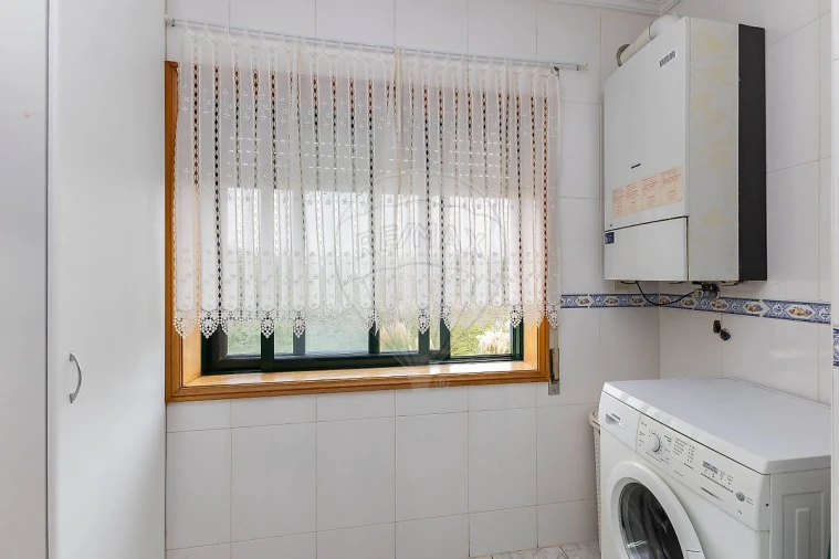 Apartamento T2 para Arrendamento em Canidelo Foto 8