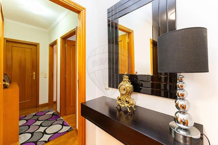 Apartamento T2 para Arrendamento em Canidelo Foto 18