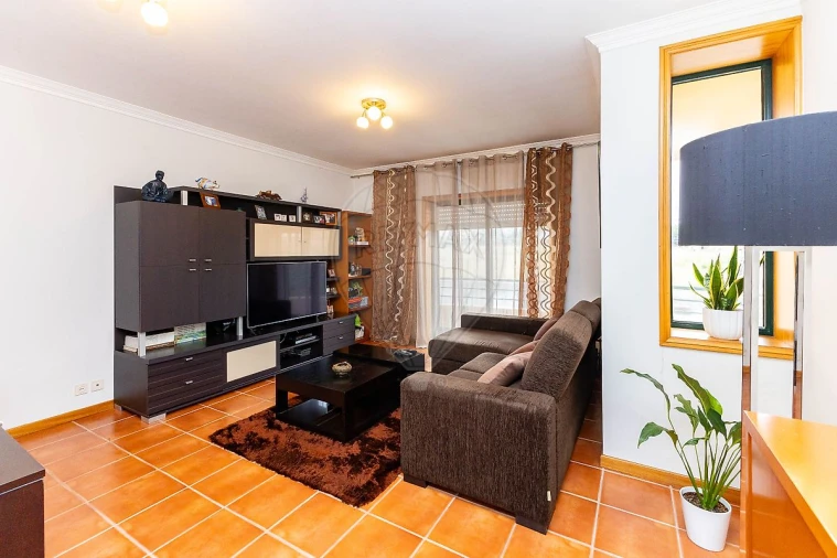 Apartamento T2 para Arrendamento em Canidelo Foto 13