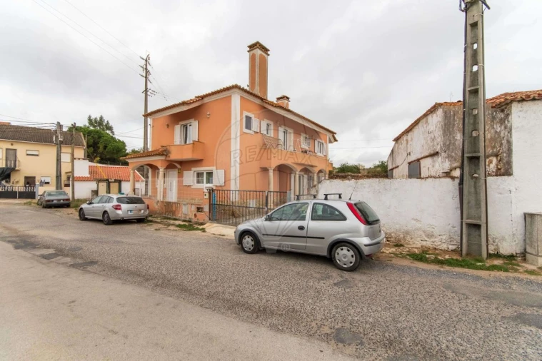 Moradia T3 para Venda em Carnota Foto 4