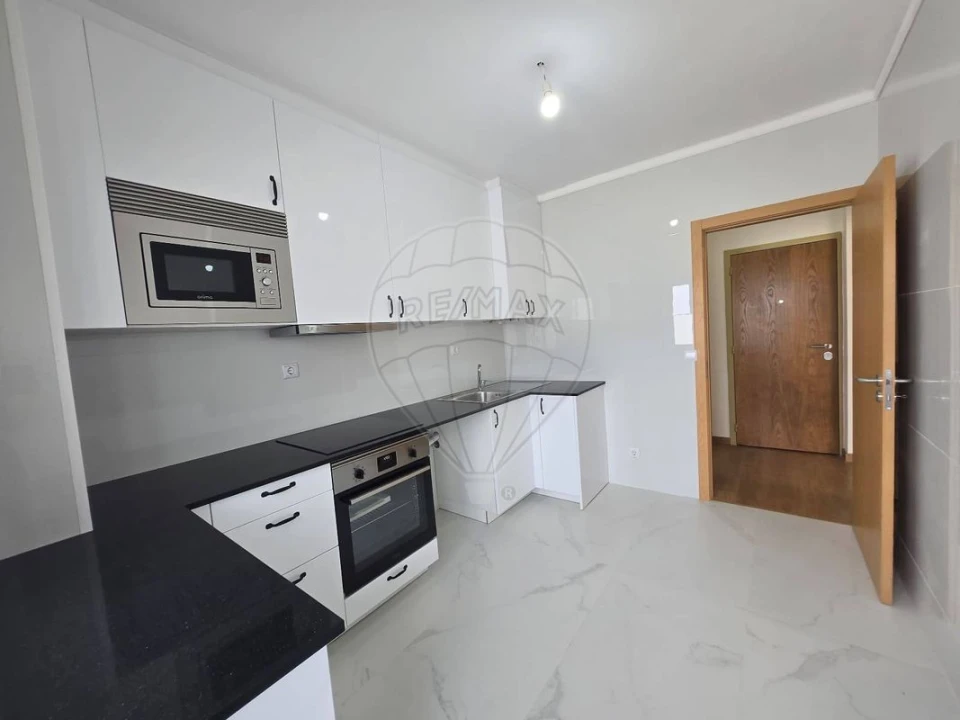 Apartamento T3 para Arrendamento em Ermesinde Foto 8