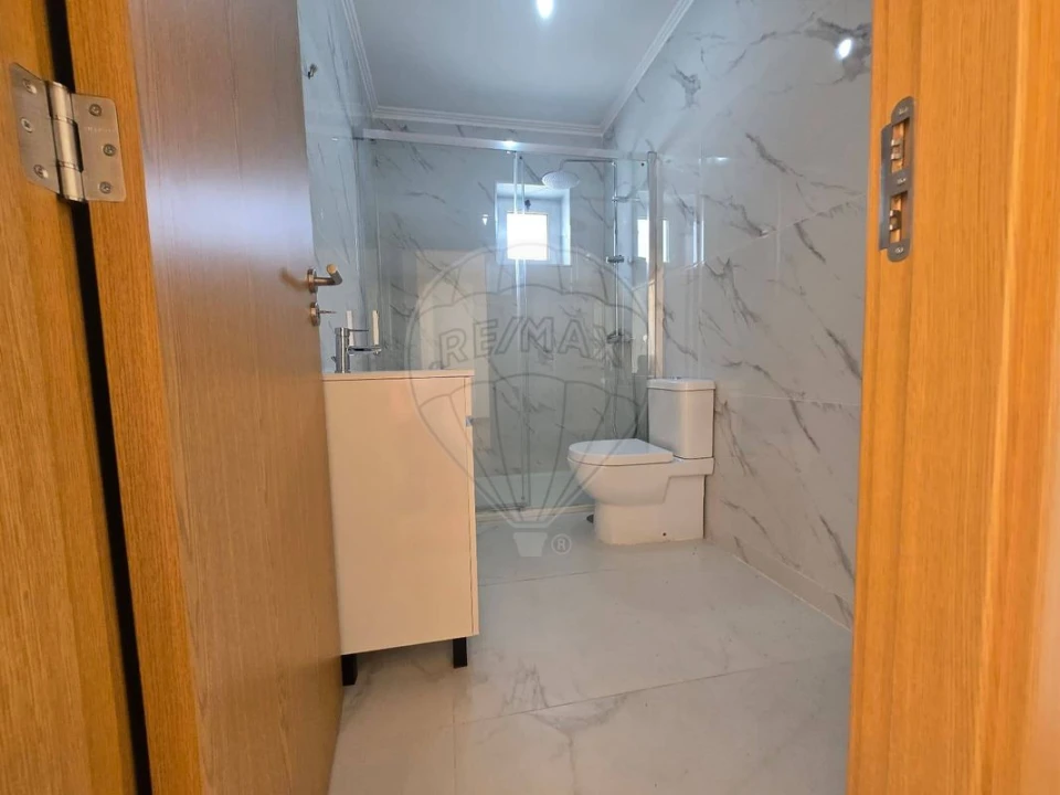 Apartamento T3 para Arrendamento em Ermesinde Foto 12