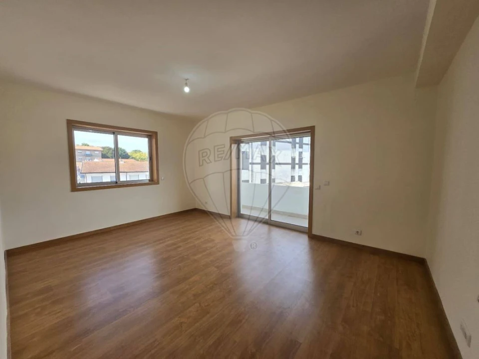 Apartamento T3 para Arrendamento em Ermesinde Foto 5