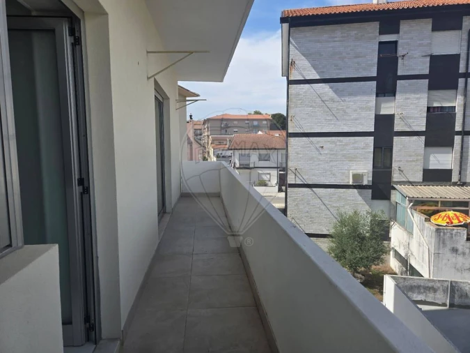 Apartamento T3 para Arrendamento em Ermesinde Foto 9