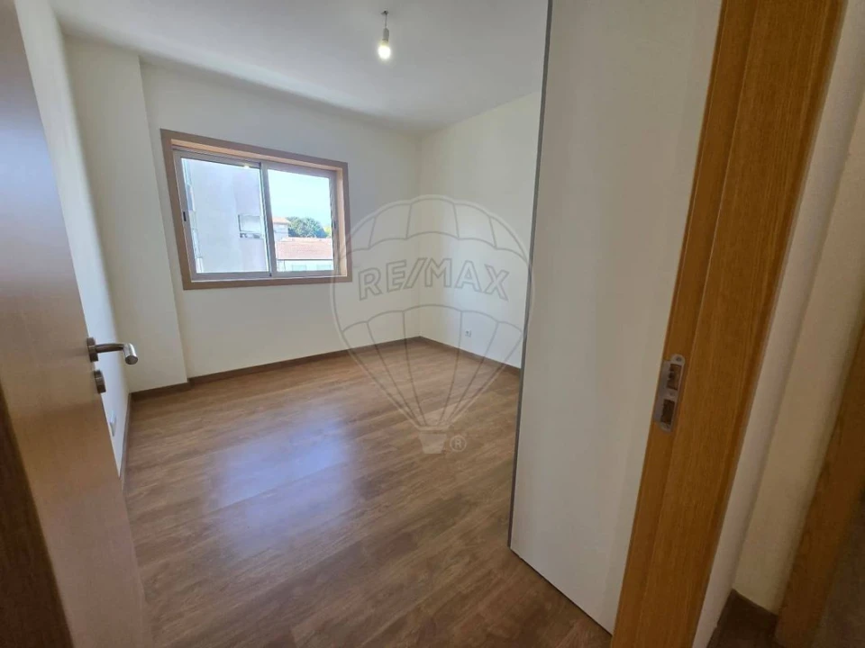 Apartamento T3 para Arrendamento em Ermesinde Foto 16