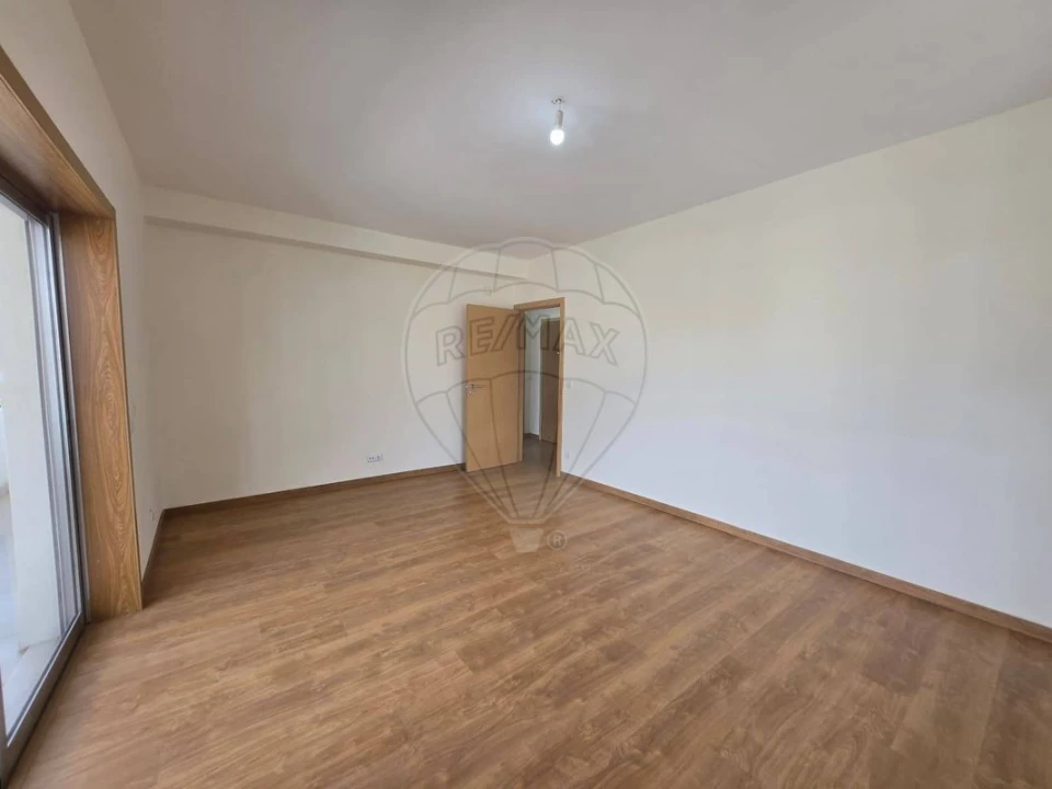 Apartamento T3 para Arrendamento em Ermesinde Foto 6