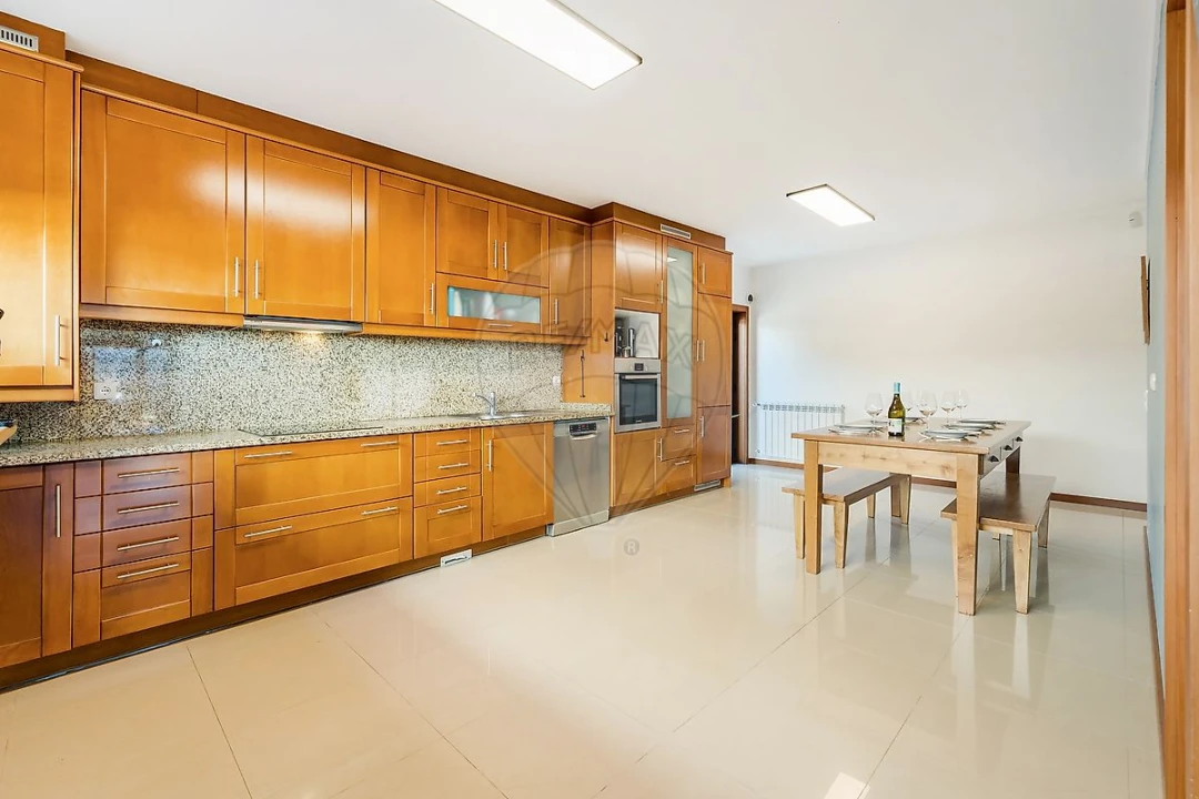 Moradia T3 para Venda em Vila Chã Foto 12