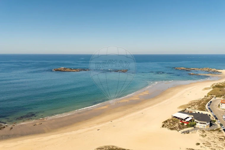 Moradia T3 para Venda em Vila Chã Foto 34