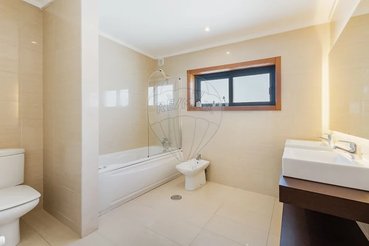 Moradia T3 para Venda em Vila Chã Foto 22