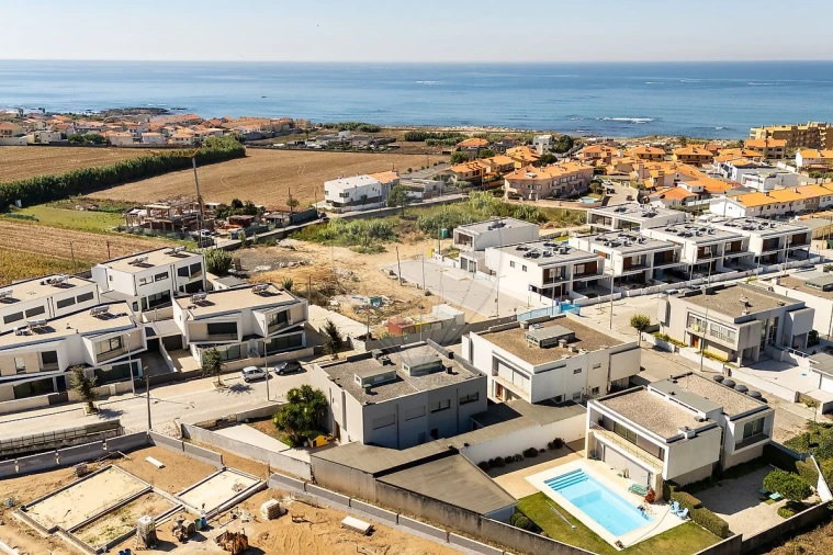 Moradia T3 para Venda em Vila Chã Foto 31