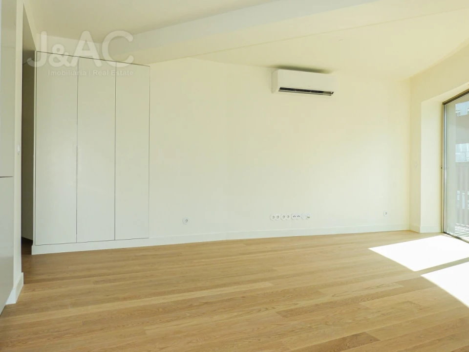 Apartamento T1 para Venda em Santo António Foto 4