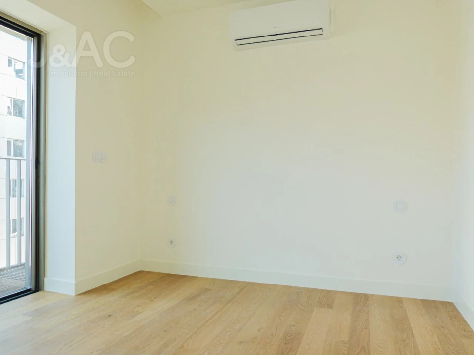 Apartamento T1 para Venda em Santo António Foto 12