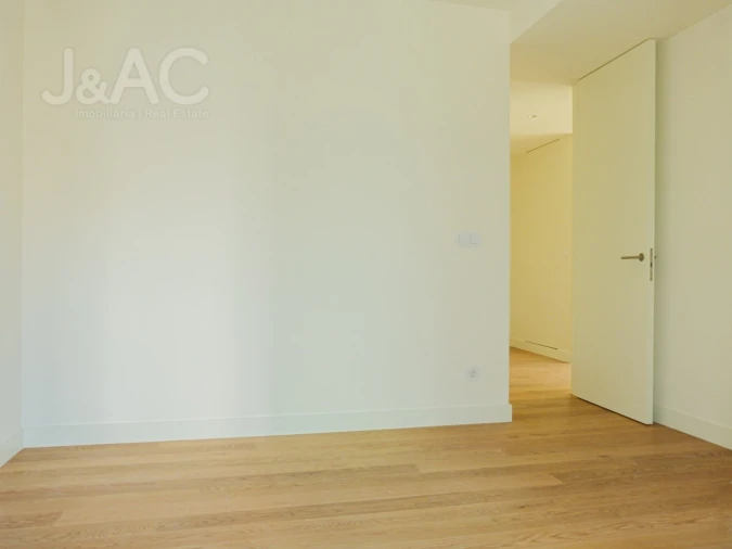 Apartamento T1 para Venda em Santo António Foto 13