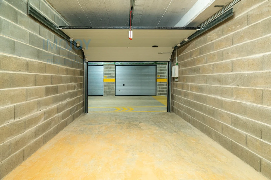 Garagem para Venda em Portimão Foto 2