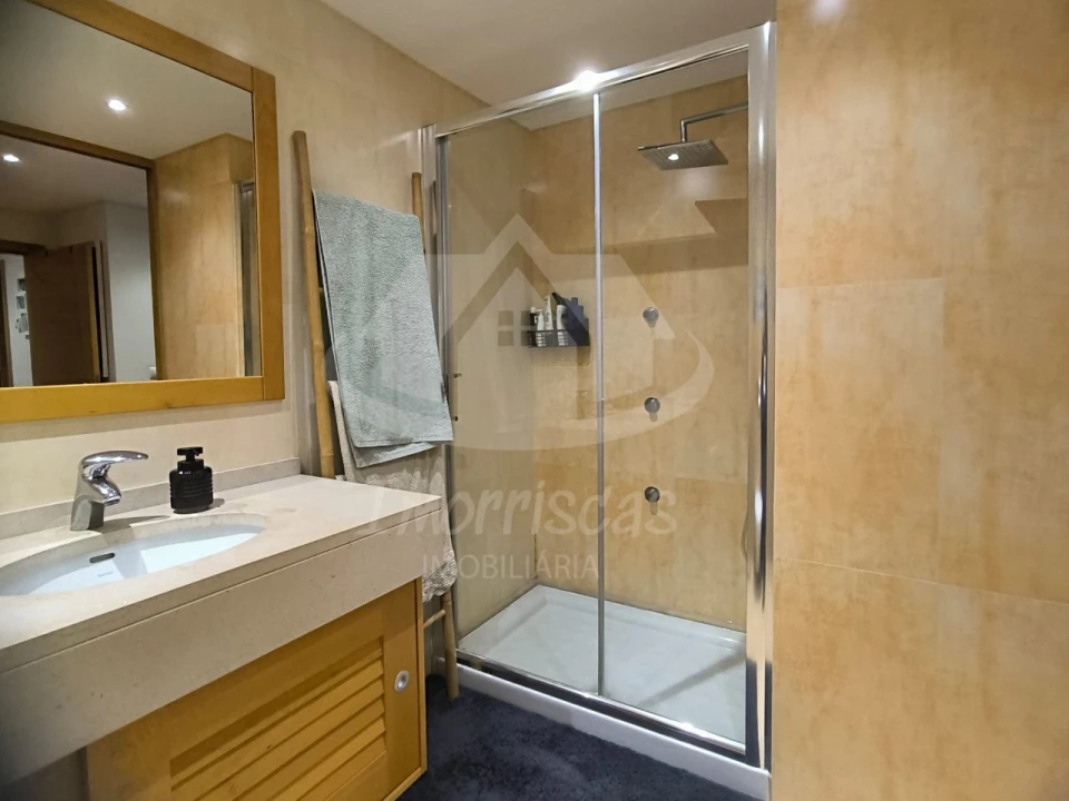 Apartamento T2 para Venda em Alverca do Ribatejo e Sobralinho Foto 18