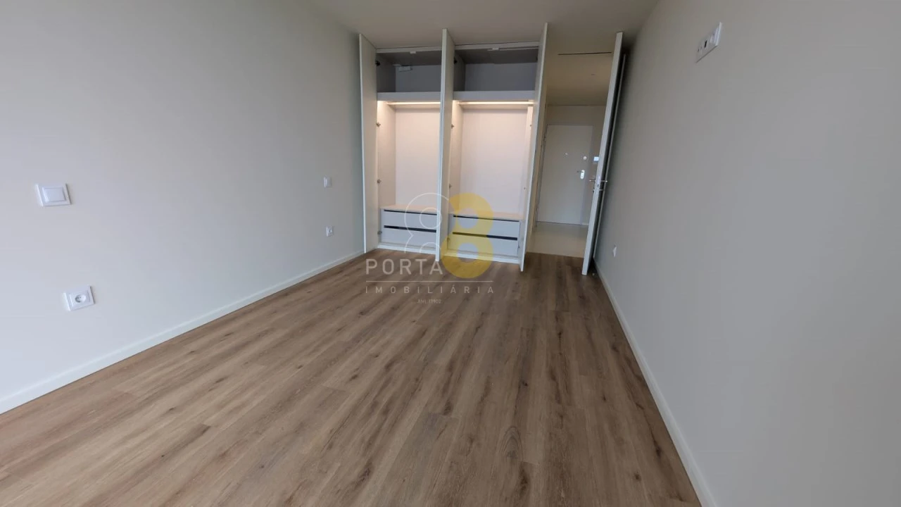 Apartamento T1 para Venda em Madalena Foto 11