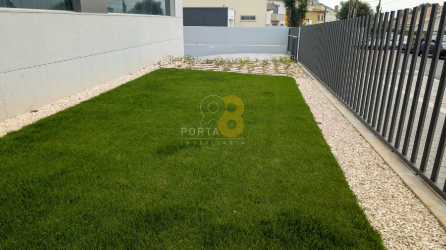 Apartamento T1 para Venda em Madalena Foto 20