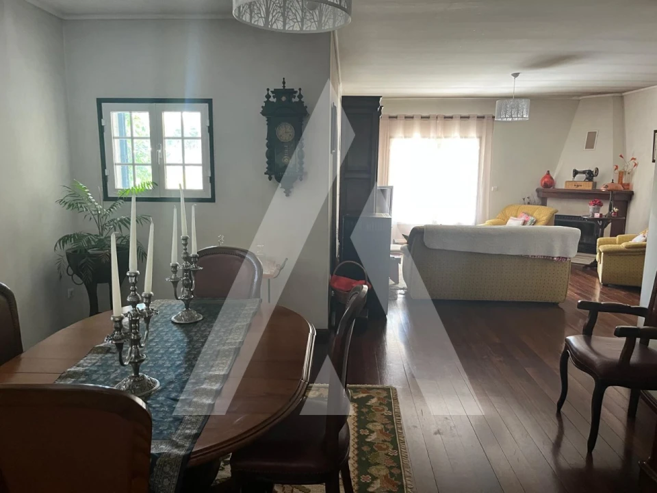 Moradia T4 para Venda em Aradas Foto 9