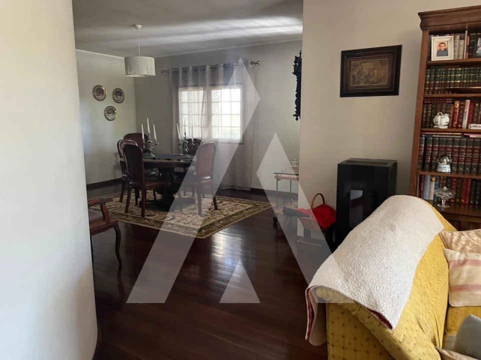 Moradia T4 para Venda em Aradas Foto 14