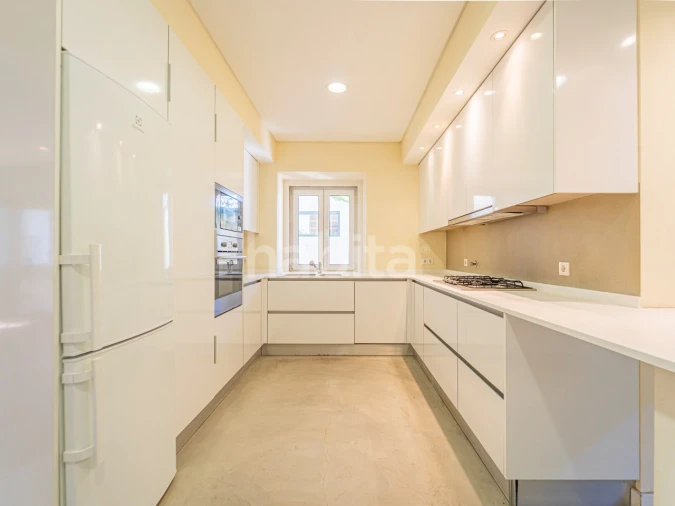 Apartamento T2 para Venda em Cascais e Estoril Foto 37