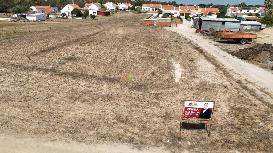 Terreno para Venda em Foros de Vale de Figueira Foto 8