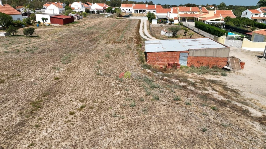 Terreno para Venda em Foros de Vale de Figueira Foto 9