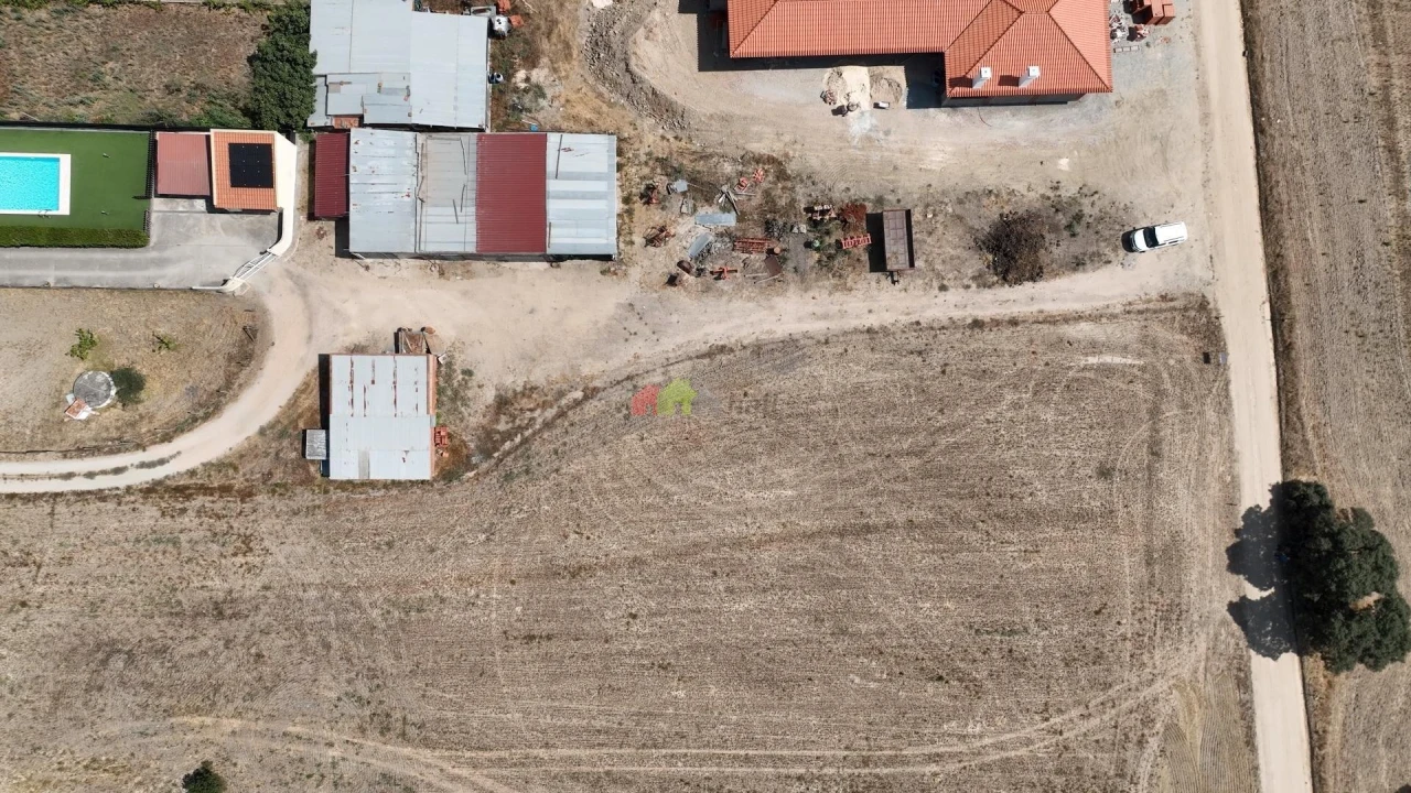 Terreno para Venda em Foros de Vale de Figueira Foto 6