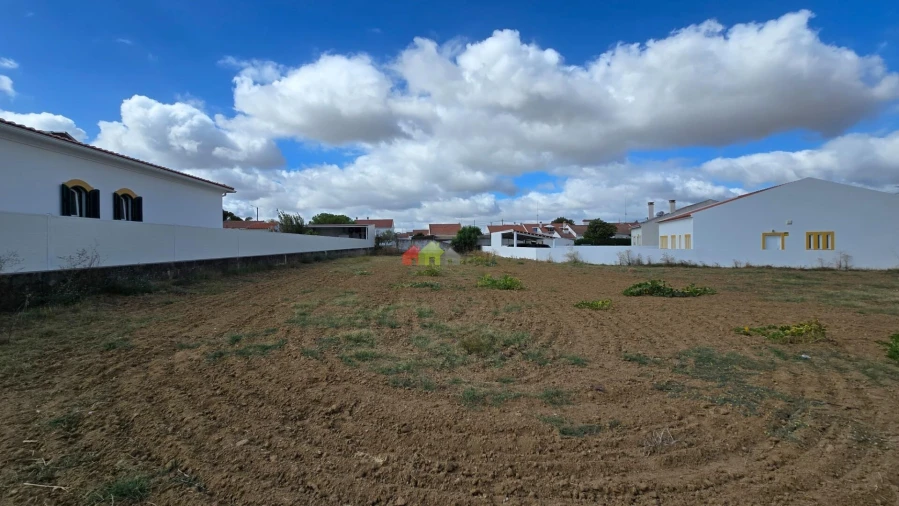 Terreno para Venda em Foros de Vale de Figueira Foto 18
