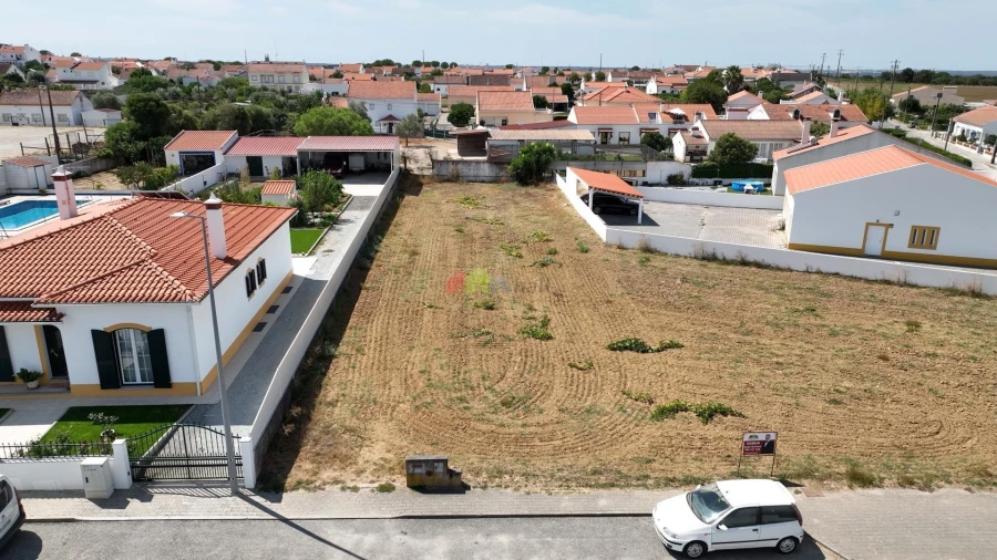 Terreno para Venda em Foros de Vale de Figueira Foto 6