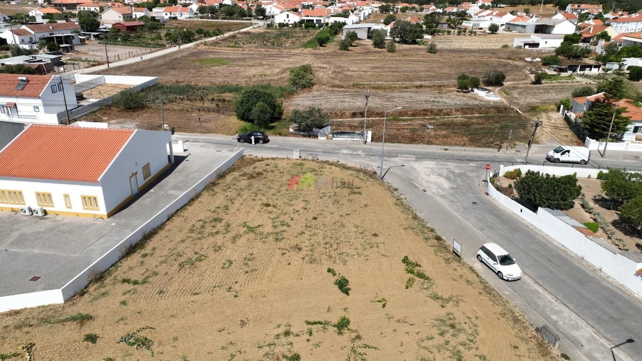 Terreno para Venda em Foros de Vale de Figueira Foto 7