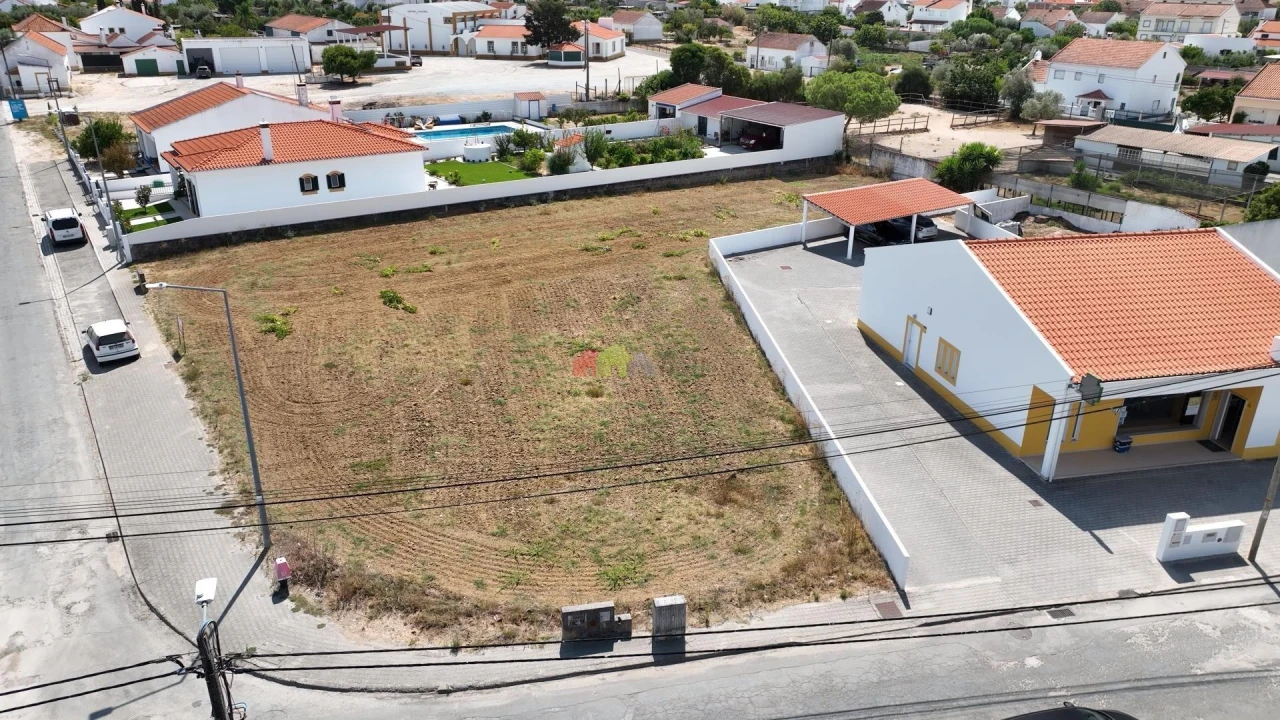 Terreno para Venda em Foros de Vale de Figueira Foto 6