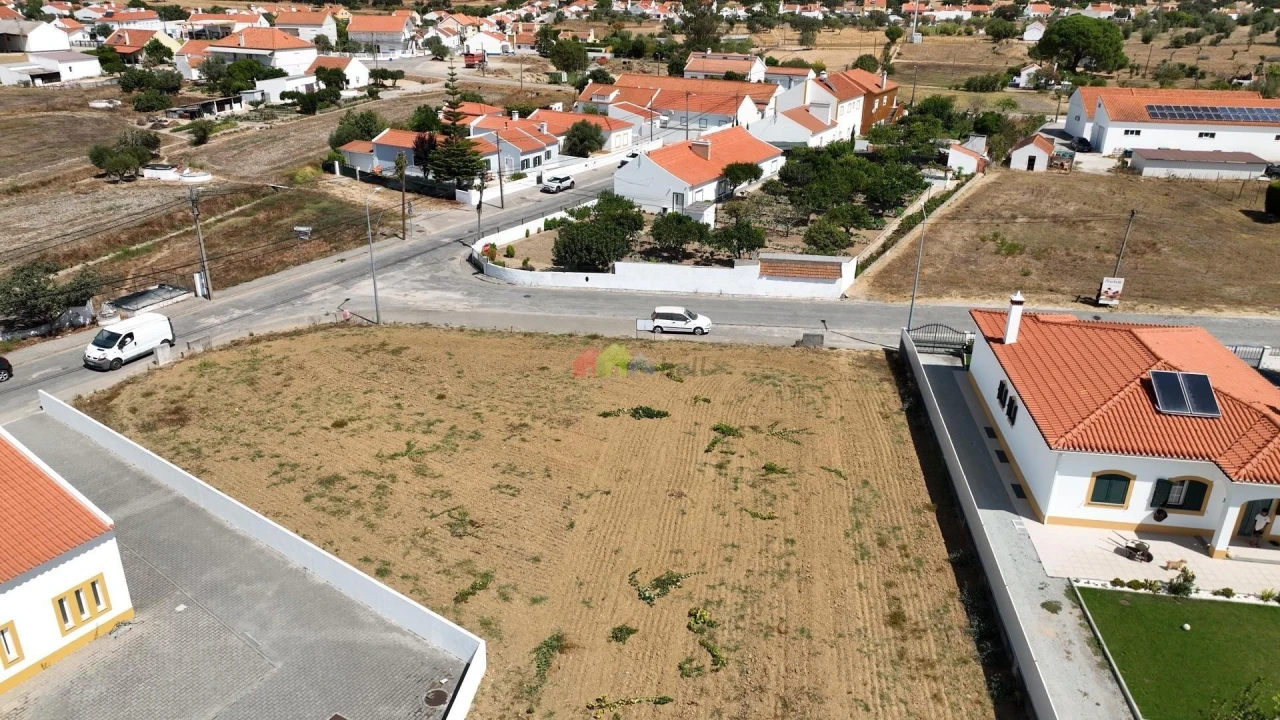 Terreno para Venda em Foros de Vale de Figueira Foto 8