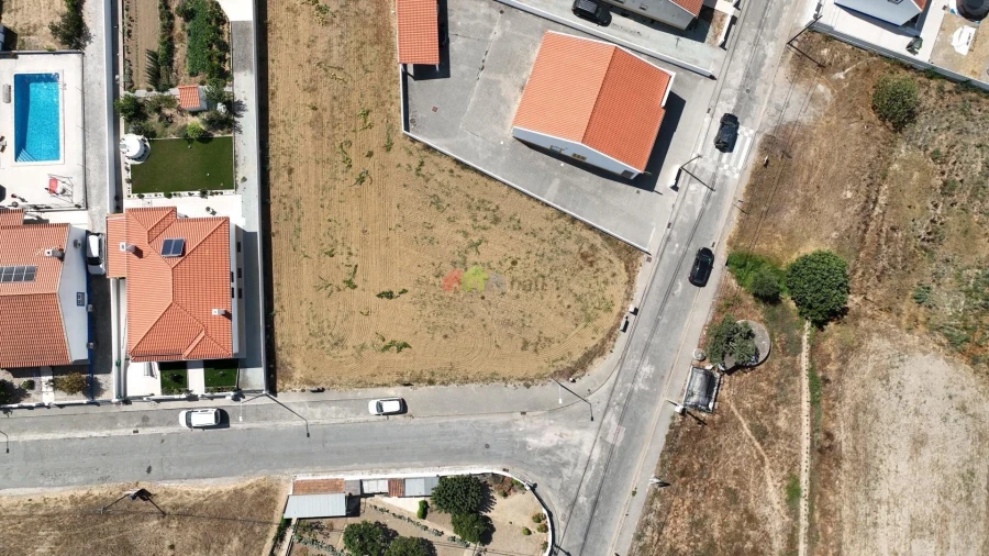 Terreno para Venda em Foros de Vale de Figueira Foto 4