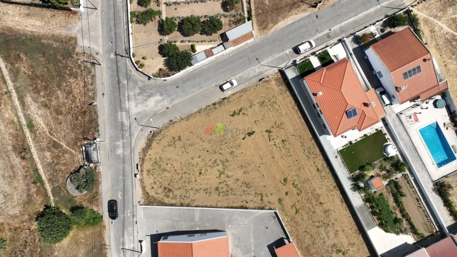 Terreno para Venda em Foros de Vale de Figueira Foto 2