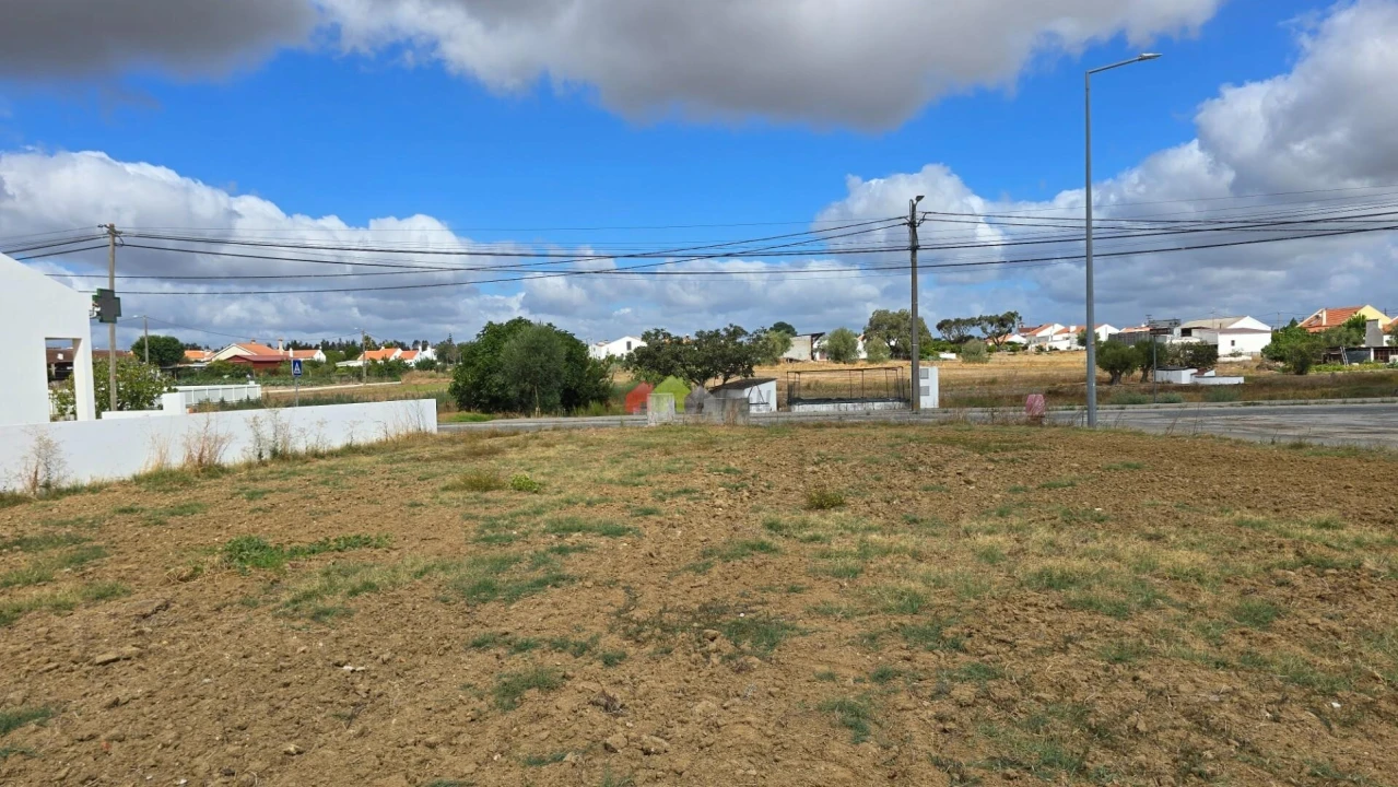 Terreno para Venda em Foros de Vale de Figueira Foto 19