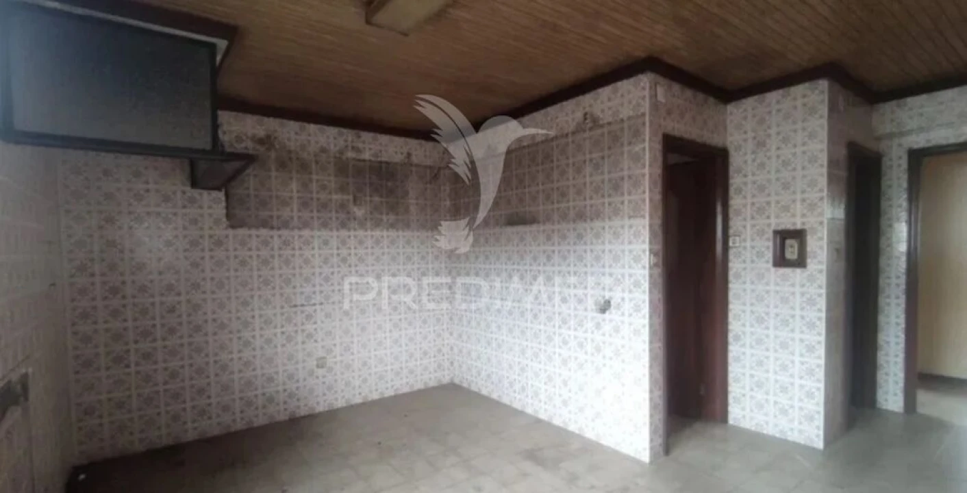 Moradia T3 para Venda em Santa Maria de Lamas Foto 6