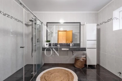 Moradia T3 para Venda em Santo Antonio