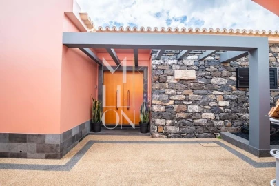 Moradia T3 para Venda em Santo Antonio