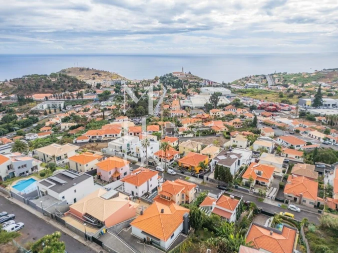 Moradia T3 para Venda em Santo Antonio Foto 56