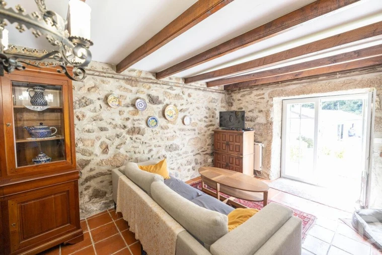 Moradia T3 para Venda em Cornes Foto 15