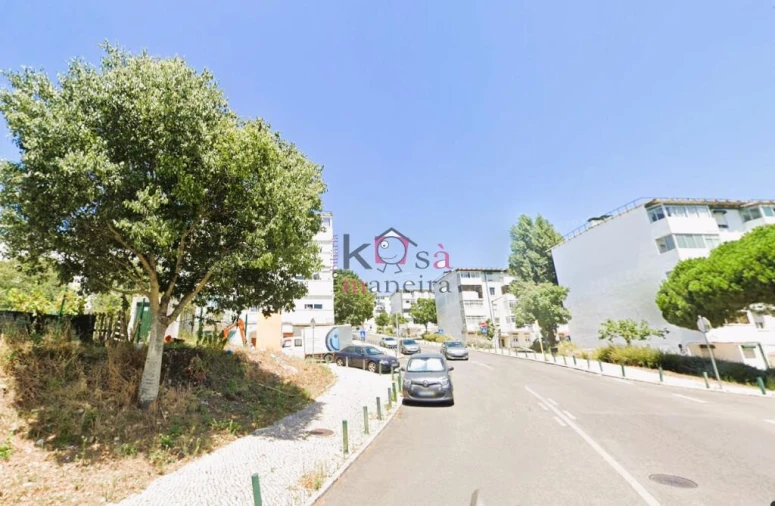 Apartamento T3 para Venda em Massamá e Monte Abraão Foto 2